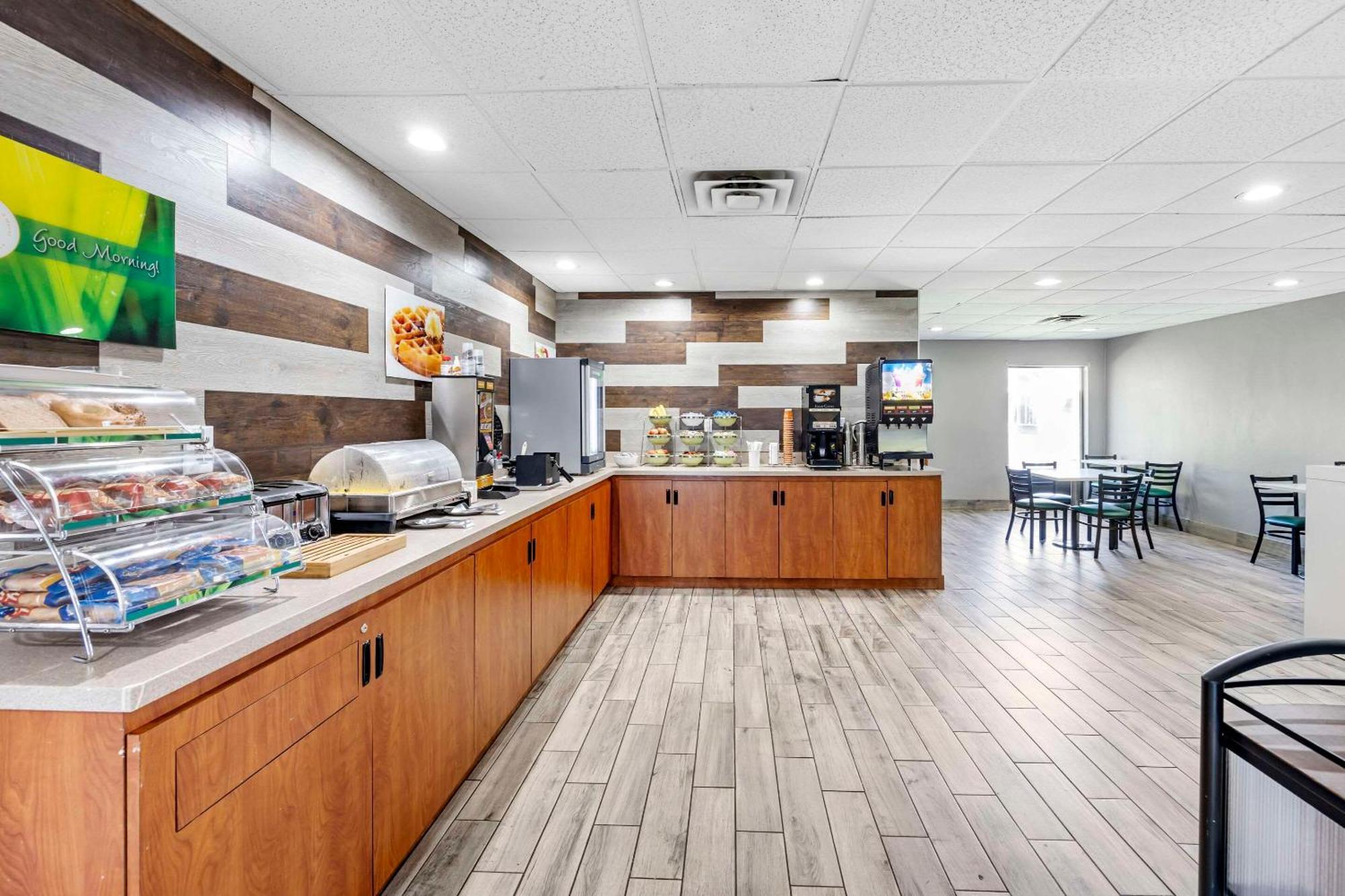 Quality Inn Clarksville - Exit 11 Ngoại thất bức ảnh