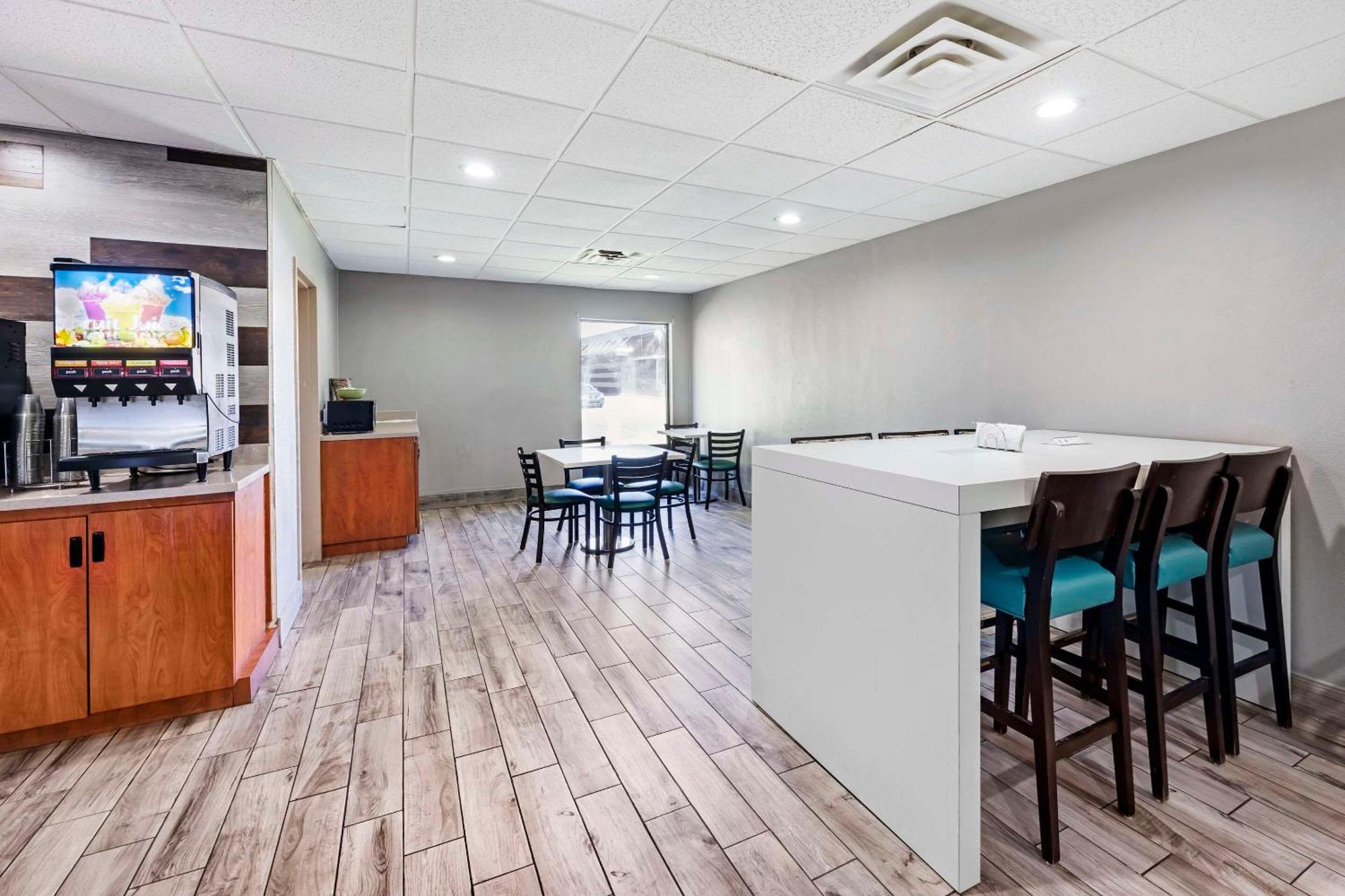 Quality Inn Clarksville - Exit 11 Ngoại thất bức ảnh